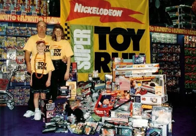  Фотография с забега за бесплатными игрушками Super Toy Run