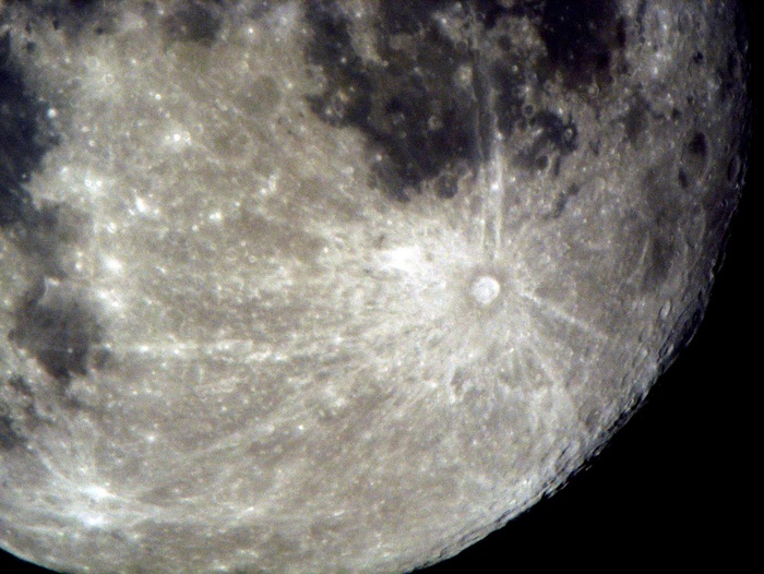 ������� ������� �����, ������������ �� ������� ����, � ������ ������ ������ ����. ������ ��� ������� ����������-��������� ��� ����� makelessnoise / � <!--noindex--><a href="https://pikabu.ru/story/lunnyiy_krater_tikho_krupnyim_planom_unikalnyie_kadryi_nasa_v_vyisokom_razreshenii_13685701?u=http%3A%2F%2Fflickr.com%2Fpeople%2F13447091%40N00&t=flickr.com%2Fpeople%2F13447091%40N00&h=27f44c07b4ab603282bbff8beb050db59c617b09" title="http://flickr.com/people/13447091@N00" target="_blank" rel="nofollow noopener">flickr.com/people/13447091@N00</a><!--/noindex-->