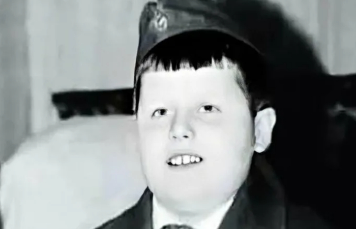 Натуральный блондин...