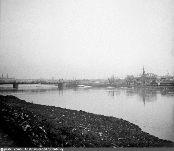 ��� � �������� ����������� ���������� �� ������ �������� ���� �� ����� ��������� ���������, 1924. �� ���� ������ ������ ������������� ���� ��. ��������. ����� ����: �.�. �������. � ����� <!--noindex--><a href="https://pikabu.ru/story/kak_vyiglyadela_moskvareka_do_togo_kak_postroili_kanal_moskvavolga_13725445?u=http%3A%2F%2Fwww.pastvu.com&t=www.pastvu.com&h=3a9dc09f3a362ad923b8078d477795b9581f7c33" title="http://www.pastvu.com" target="_blank" rel="nofollow noopener">www.pastvu.com</a><!--/noindex-->.