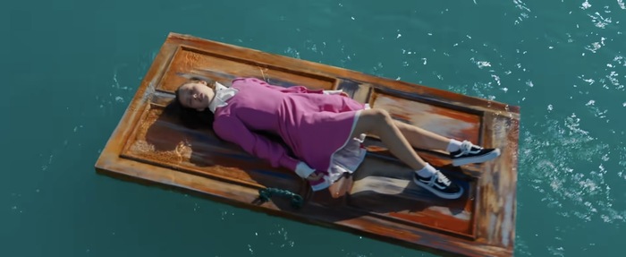 ���� ���