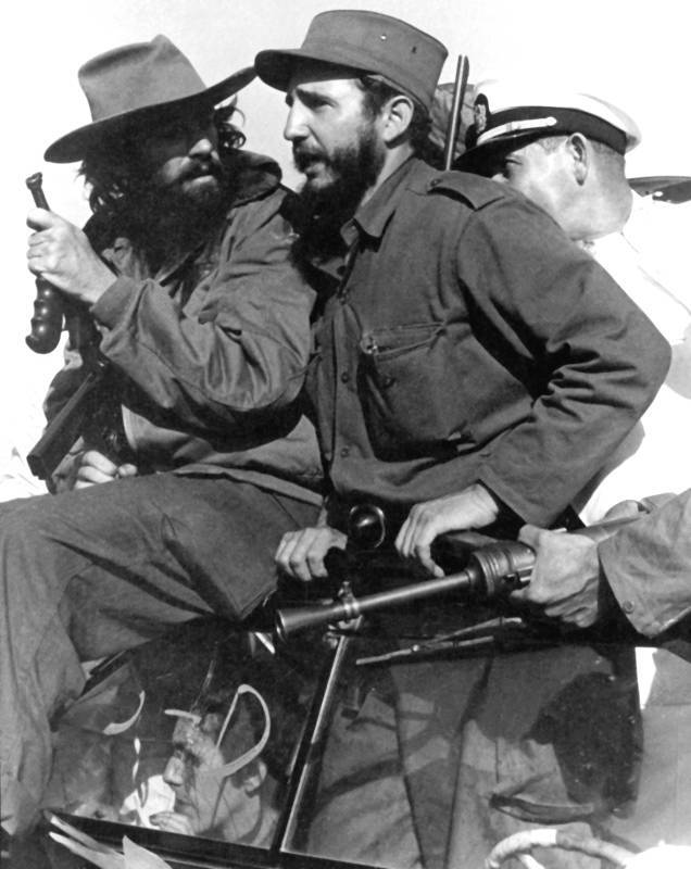 Фидель с товарищами входит в Гавану. Entrada de Fidel a La Habana (1959)