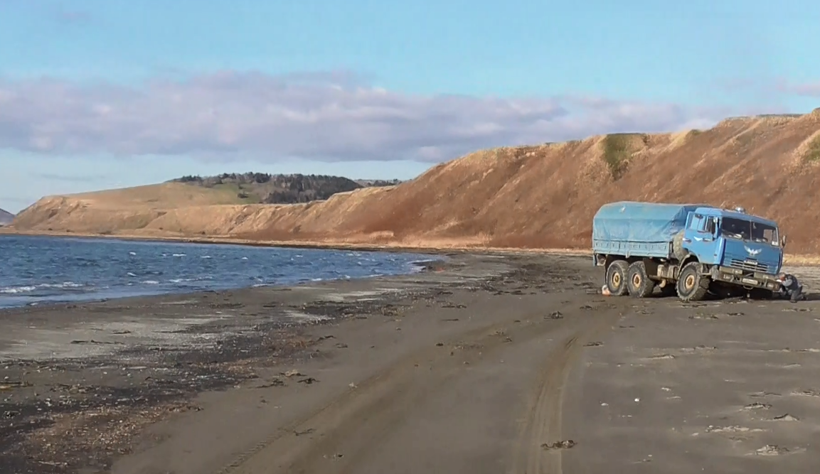 How we flipped a KAMAZ truck in the taiga near bears, and who didn't eat whom - Series Cape Crillon opposite Japan, My, Sakhalin, Headland, Sea of ??Okhotsk, Shore, Russian roads, Work, Taiga, Weather station, Hydrometeorological center, Kamaz, The Bears, Sea, Island, Watch, Survival, Vital, Travel across Russia, Video, Youtube, Longpost