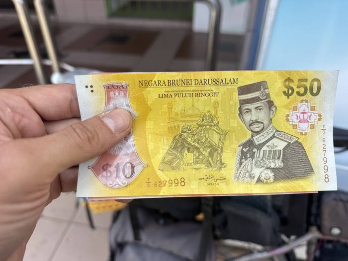 ����� ���-�����, 10 �������� �� 5 �����.. � ���� 2000 �� �������� ����� ���������, ��������� ������