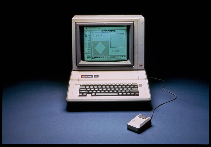 �Apple II� � ������ ����������� ������������ ��������� �������� / ����������� ���� Apple