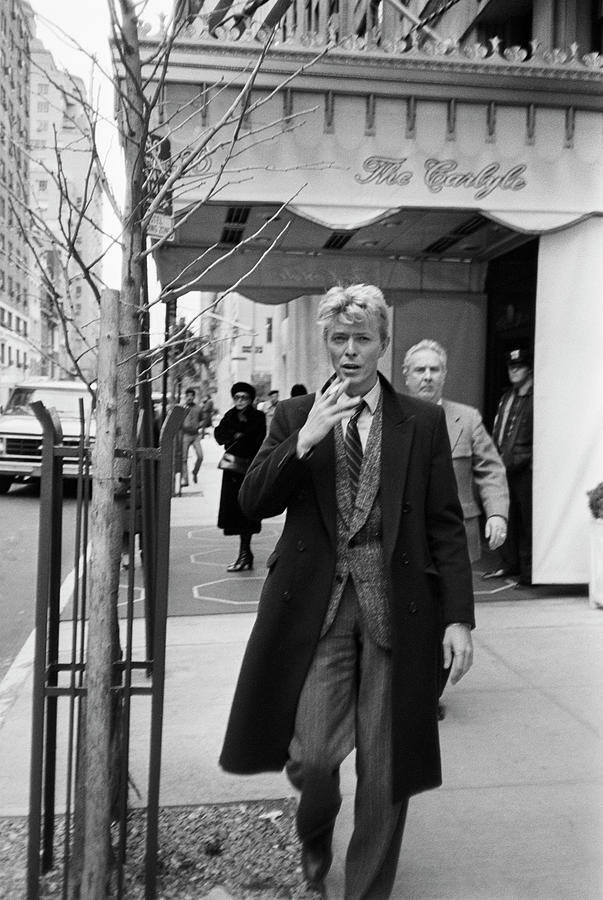 ����� ���� � ����� The Carlyle, ���-����.