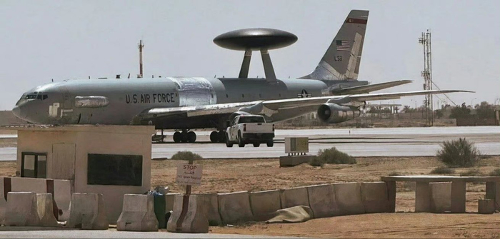 ����� �� ���� ������������ ������ ������� E-3 Sentry AWACS ��� ����
