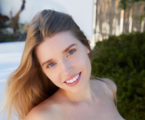Freya Mayer