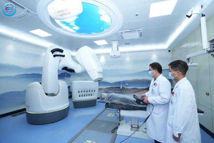От прецизионной медицины до CAR-T: почему JCI-аккредитованные онкологические больницы Китая привлекают всё больше внимания во всём мире?