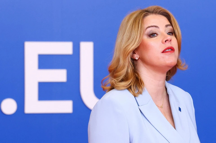 Премьер-министр Латвии Эвика Силиня сначала отправила в отставку министра обороны, а потом ушла сама.Фото: REUTERS.