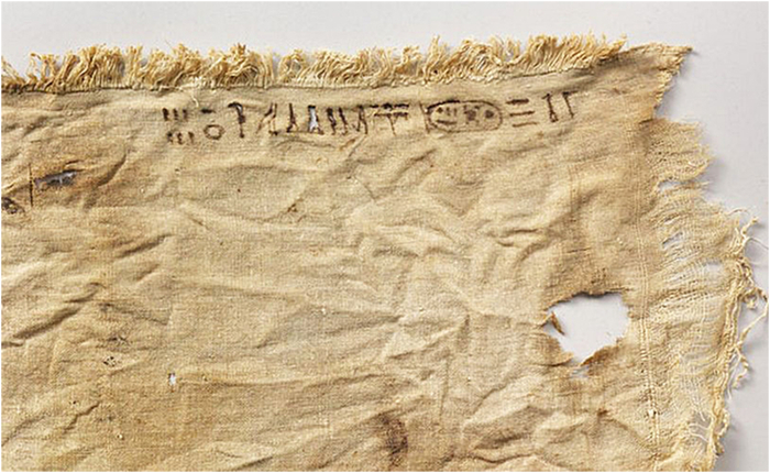 <a href="https://pikabu.ru/story/grobnitsa_tutankhamona__yeto_falshivka_sozdannaya_govardom_karterom_pod_yegidoy_vlastey_egipta_chast_6_13985546?u=https%3A%2F%2Ffr.wikipedia.org%2Fwiki%2FKV54&t=%D0%94%D0%B5%D1%82%D0%B0%D0%BB%D1%8C%20%D0%BB%D1%8C%D0%BD%D1%8F%D0%BD%D0%BE%D0%B3%D0%BE%20%D0%BF%D0%BE%D0%BB%D0%BE%D1%82%D0%BD%D0%B0&h=1c1084165411a0ded6e14fbb4573b05e8de8335d" title="https://fr.wikipedia.org/wiki/KV54" target="_blank" rel="nofollow noopener">������ �������� �������</a> � �������� "��� 6-� ��������� ����������" (�.�. �����������) �� �������, ���������� �������.