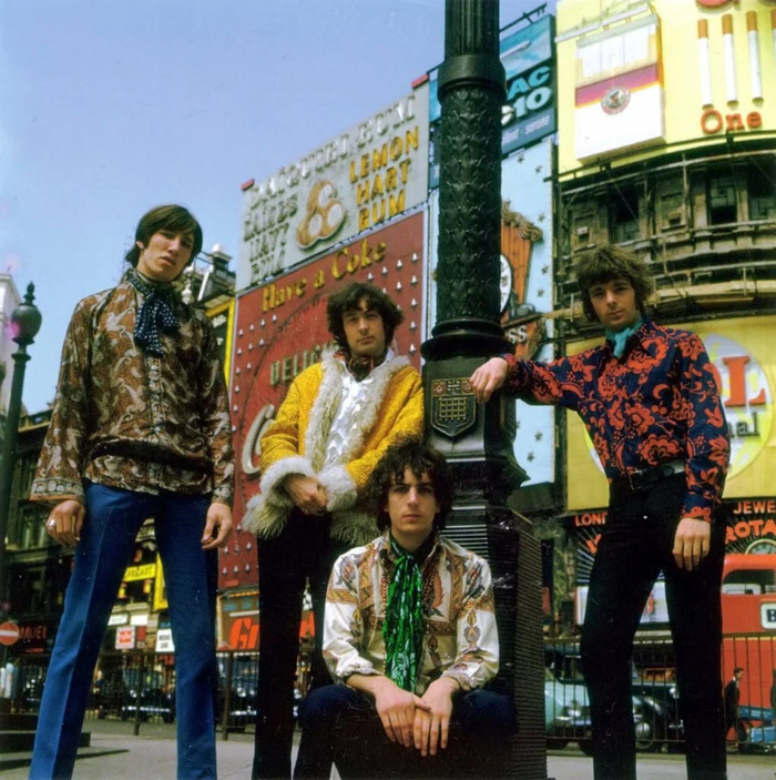 Pink Floyd.