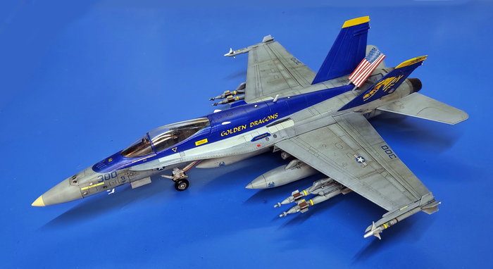 ������ �������� F/A-18C VFA-192 Golden Dragons. ������� 1/72. Academy.