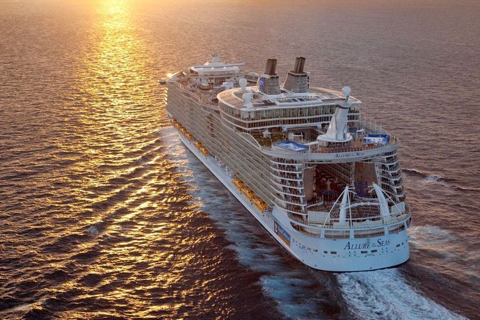 ������ Allure of the Seas