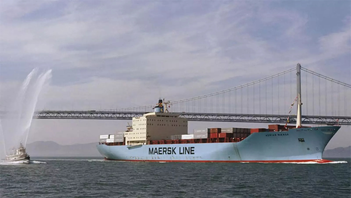 ������ �����, 1975 ���, ������. ������ ������� ������������� �������� �������� Maersk.