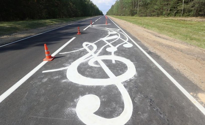 В Беларуси появилась дорога, которая научит ваш автомобиль петь