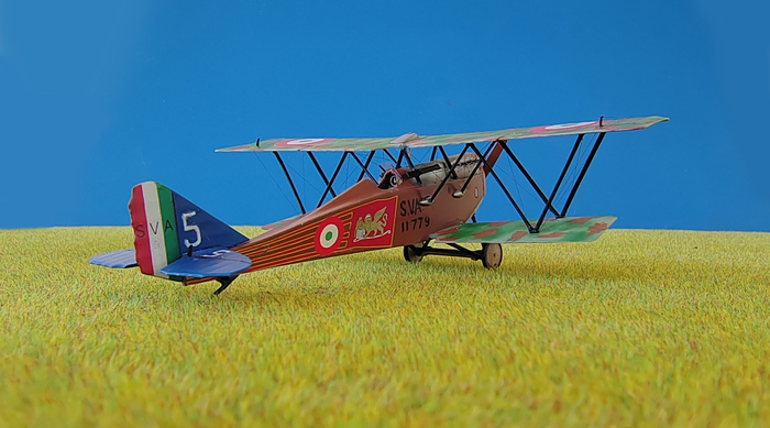 Модель самолета Ansaldo S.V.A.5, AZ-model, масштаб 1:72.