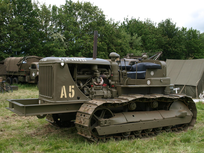 Caterpillar D7