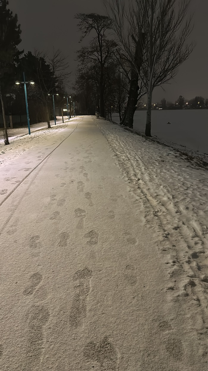 Тоже потому что красиво...