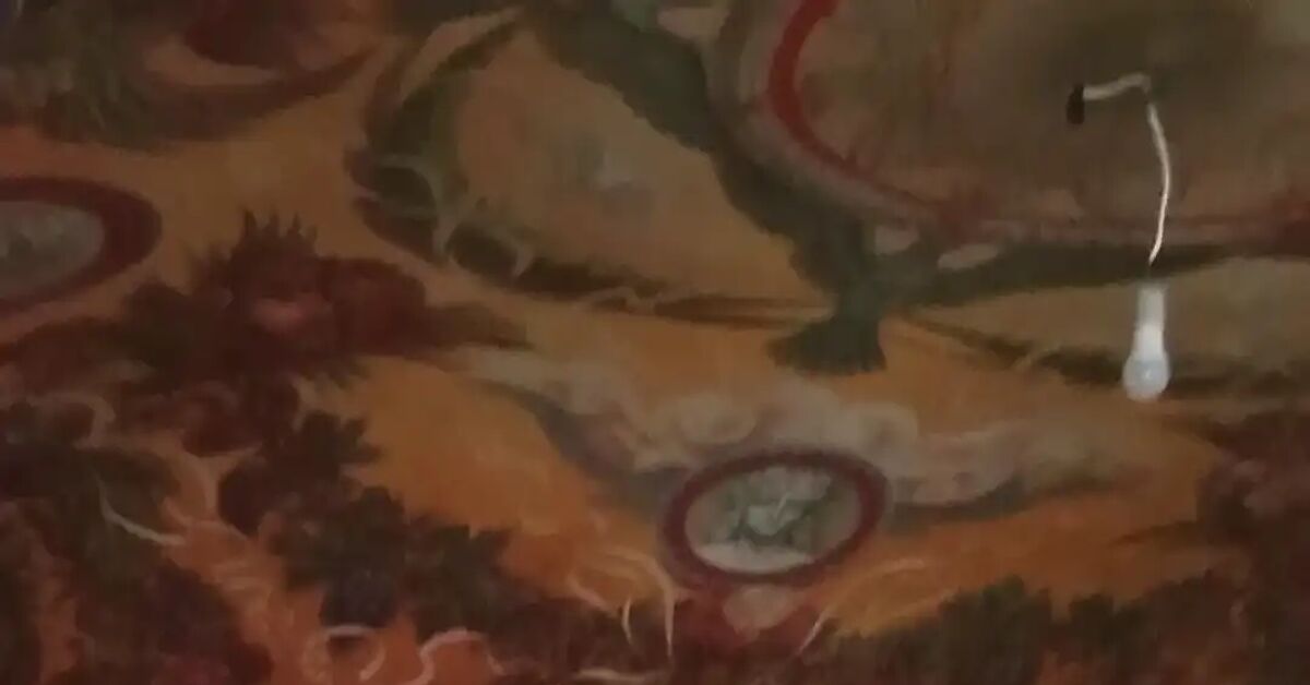 Somewhere in a restaurant where no one has been for a long time - My, Work, Art, Recovery, beauty, Antiquity, Video, Vertical video, Short videos
