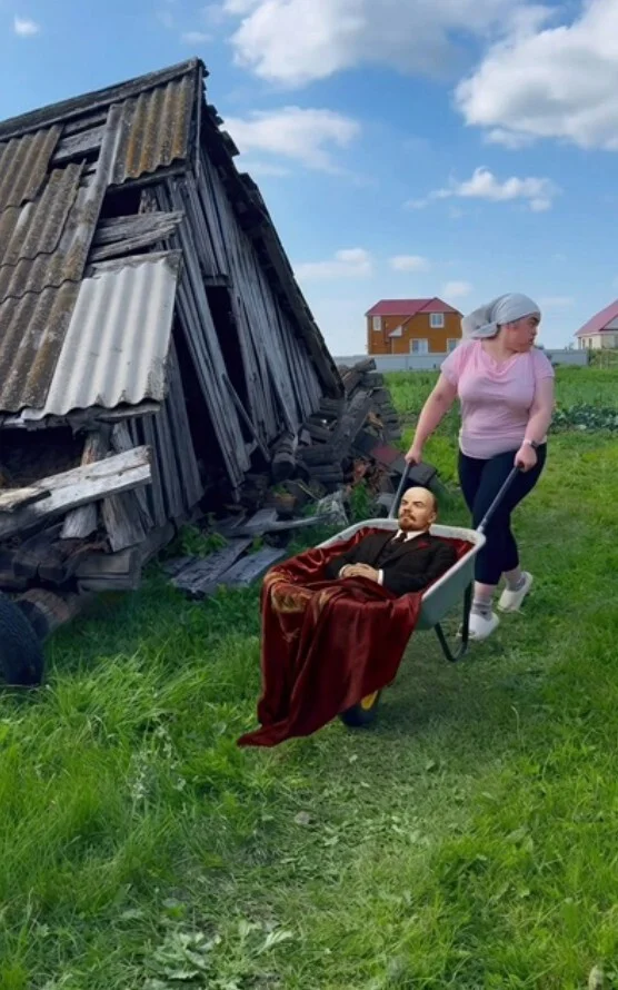 I asked the Photoshop team to add it to the image... Well, they did a great job. - Neural Network Content, Vertical video, Humor, Photoshop, Photoshop master, Video, Short videos, Longpost
