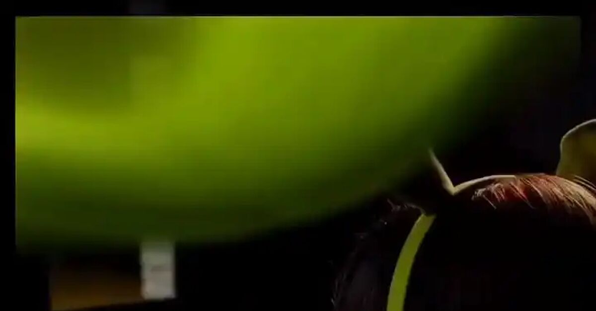 Shrek-themed dinner parties have begun in Moscow. - Humor, Vertical video, Short videos, Shrek, A restaurant, Dish, Dinner, Telegram (link), Video
