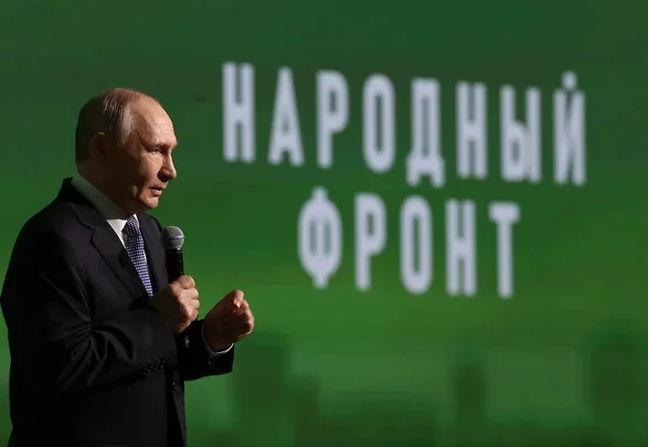 Putin promised a gradual solution to certain problems with fuel in Russia. - Politics, Sanctions, Oil, Petrol, Empty promises