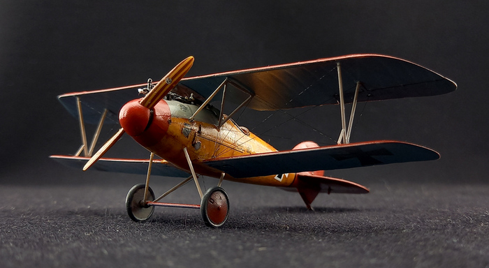 Albatros D.V.