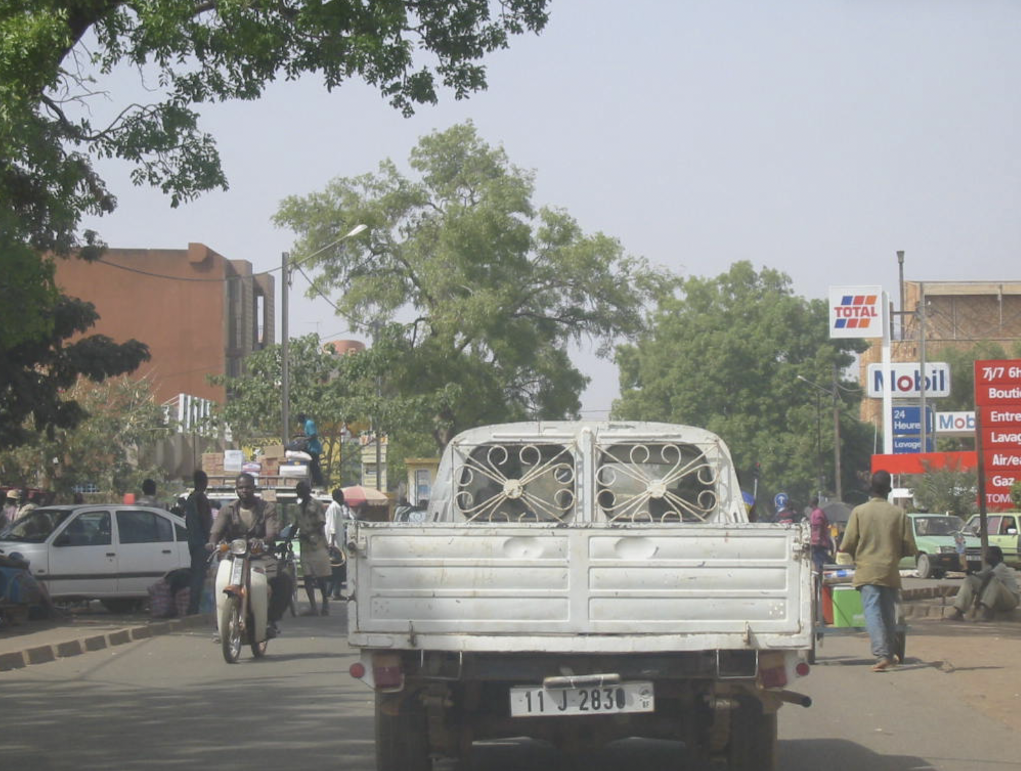 The African Auto Industry: Cars, Roads, and a Little Rust - Series Africa and the rest of the world, My, Life stories, Success, Work, Работа мечты, Africa, Observation, Difficulties, Career, 2000s, Longpost, Experience, Memories, Reality, Car, Personal experience, Automotive industry