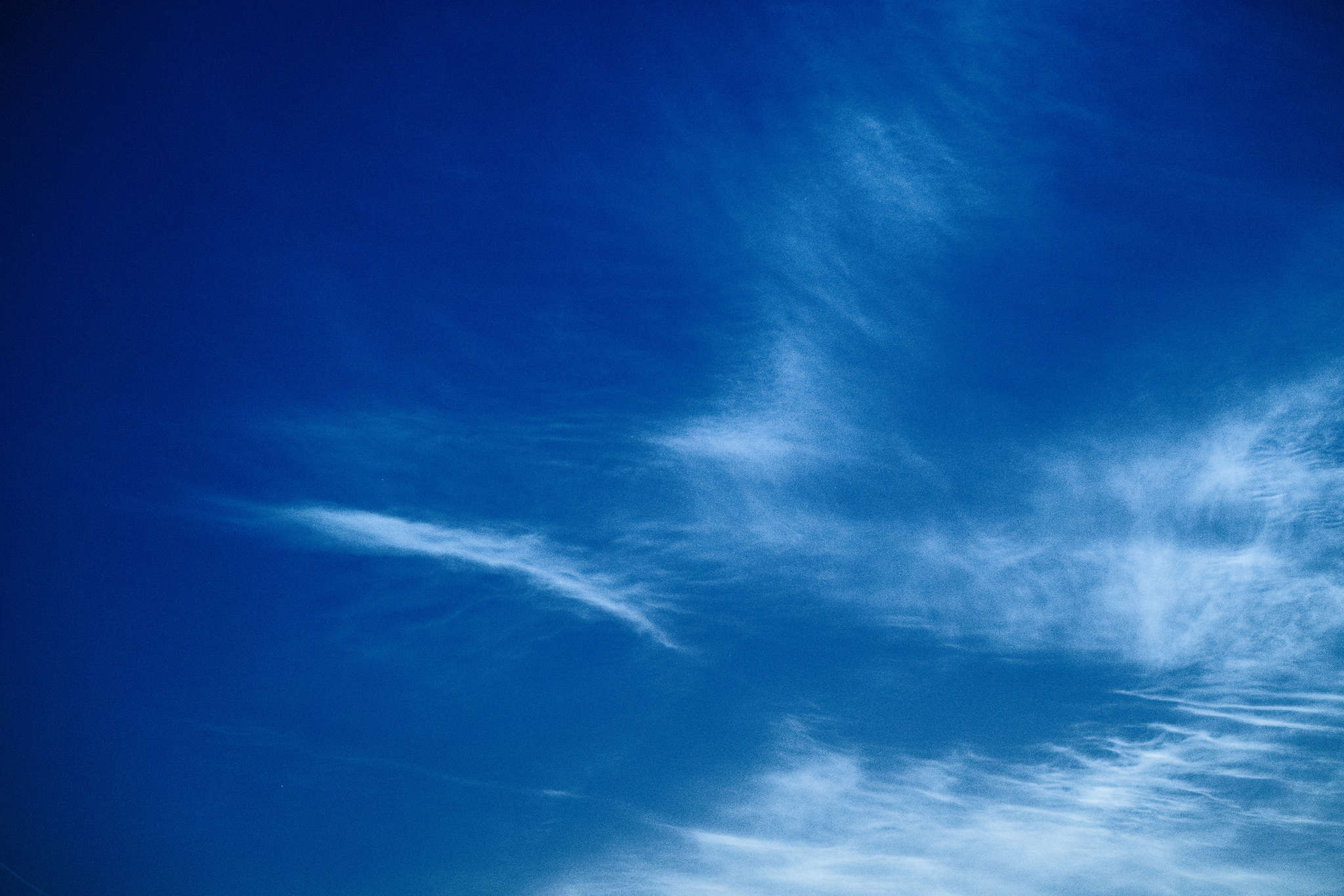 Noctilucent clouds over St. Petersburg on July 18 - My, Astronomy, Noctilucent clouds, Starry sky, White Nights, Mesosphere, Meteorology, The science, Video, Soundless, Short videos, Longpost