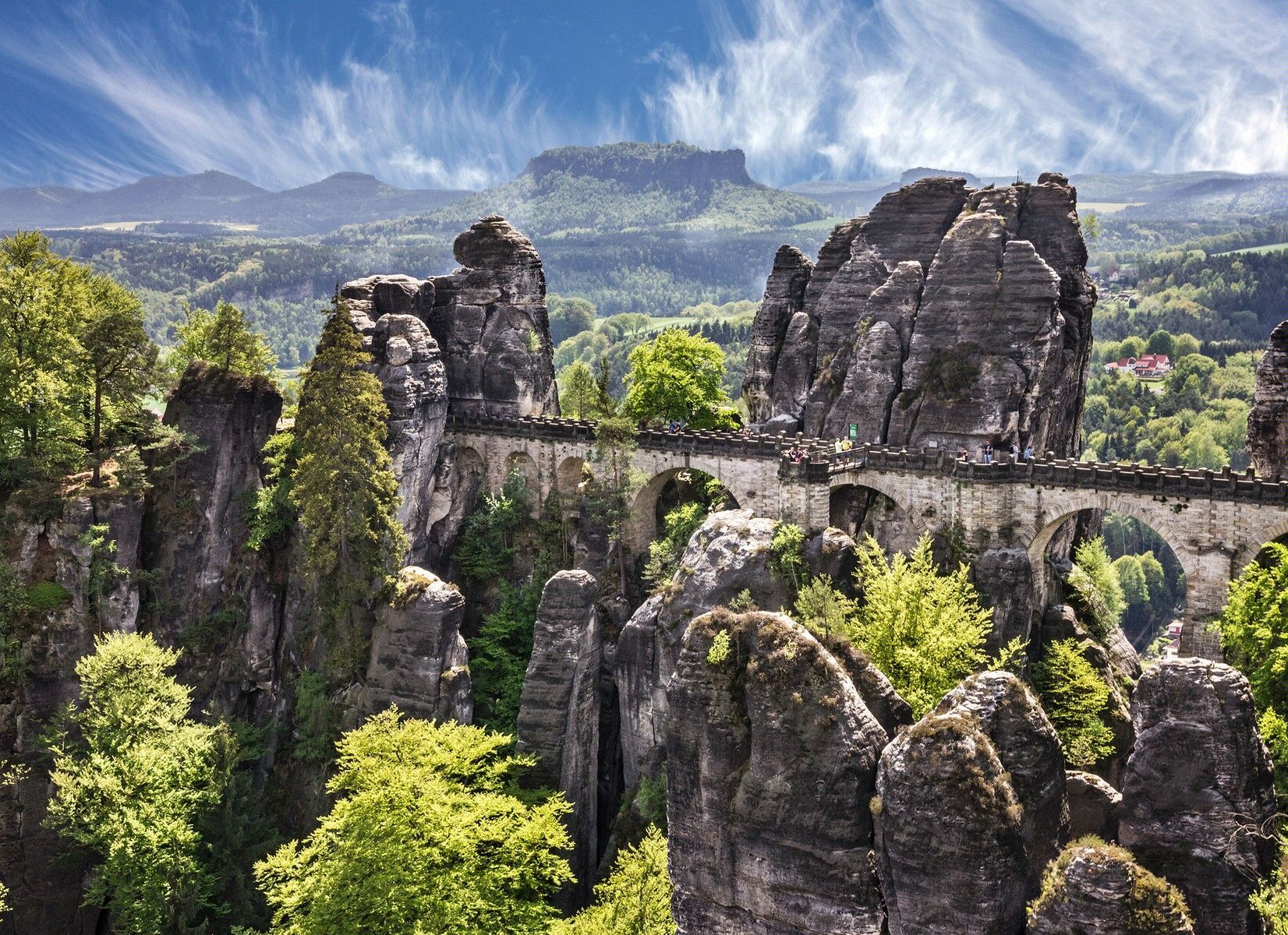 Bastei. A place that turned out to be much more interesting than I expected. - My, Mountain tourism, Hike, Hiking, Germany, Bastei, Saxony, Bridge, The rocks, Leisure, Water, River, Dam, Video, Youtube, Longpost