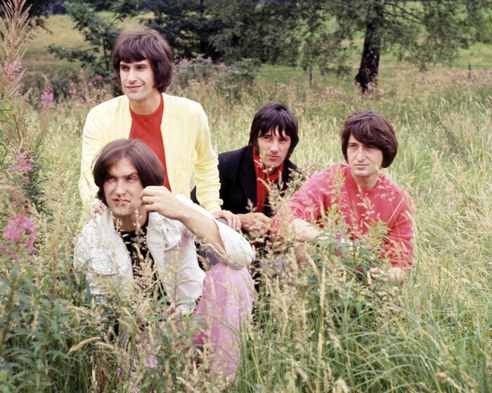 The Kinks во время фотосессии в Хэмпстед-Хит. Лондон, 1966.