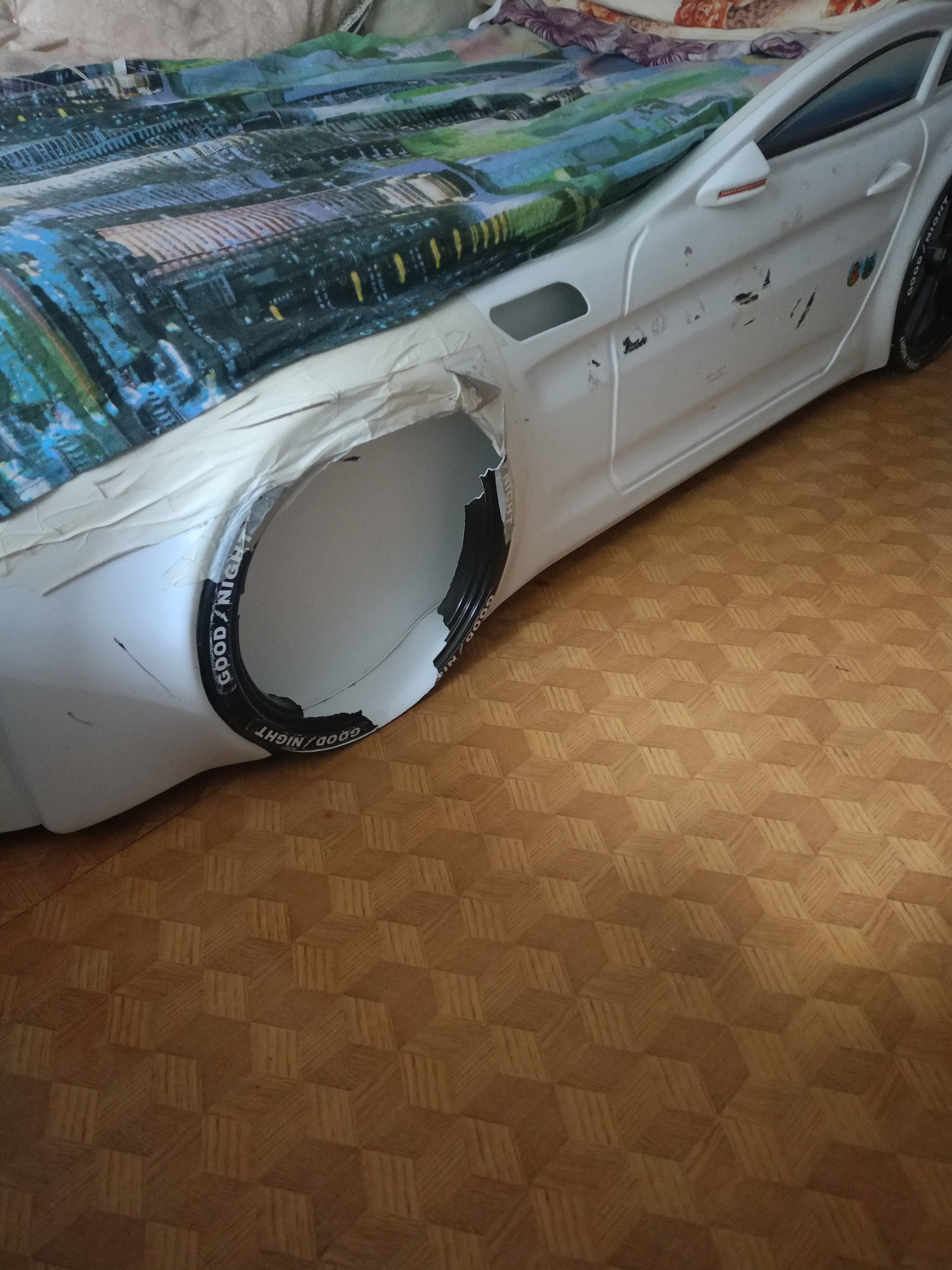 Is there any way to repair a car like this? - My, Furniture, Bed, Repair
