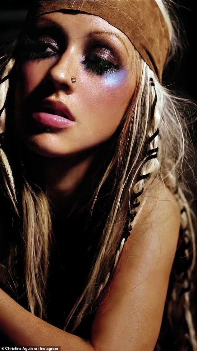 Hot Christina: Is Christina Aguilera Really That Good? - Picture with text, Correspondence, Longpost