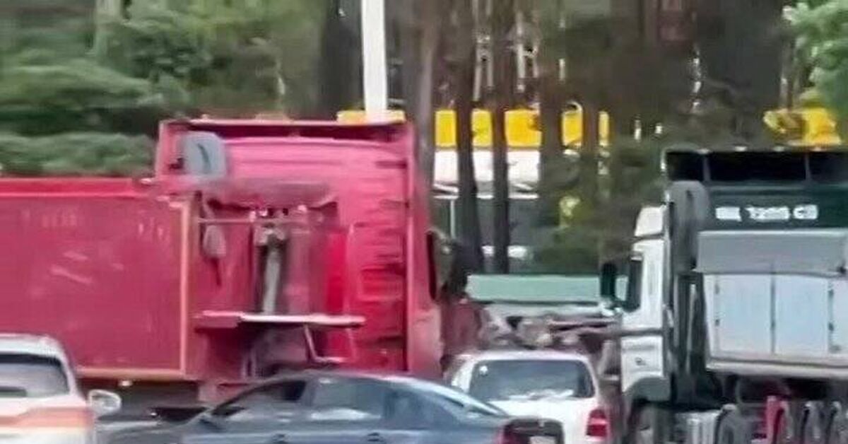 A TCC employee threw a truck driver out of his truck. - Media and press, news, Politics, APU, Ukraine, TCK, Video, Video VK, Short videos