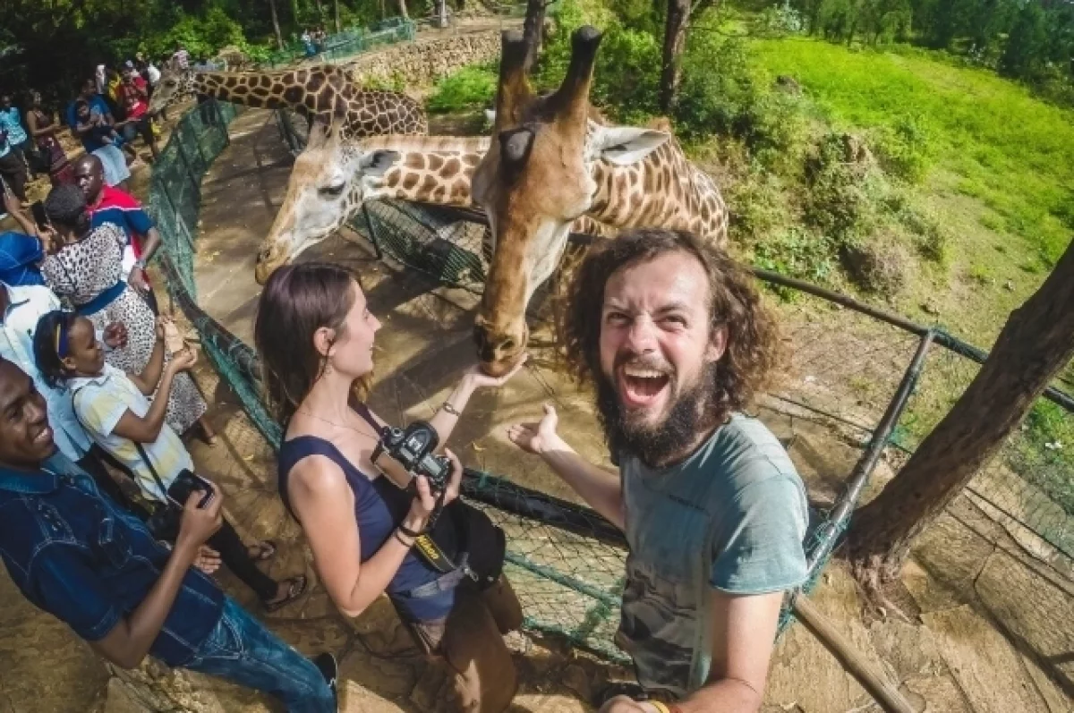 Hitchhiking and Camping: How a Family Traveled to 49 Countries on $5 a Day - My, Travel planning, Travels, Interesting places, Longpost