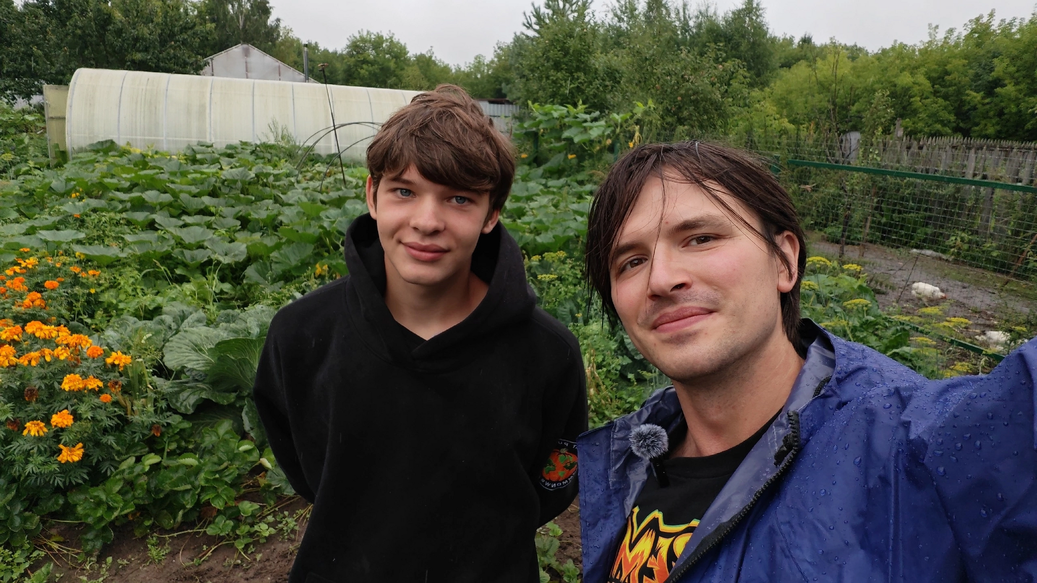 Slowly, but they're coming - My, Garden, Gardening, Garden, Excess weight, Extremegrower, Giant pumpkin, Vegetables, Growing, Plant growing, Harvest, Video, Vertical video, Short videos, Video VK, Longpost