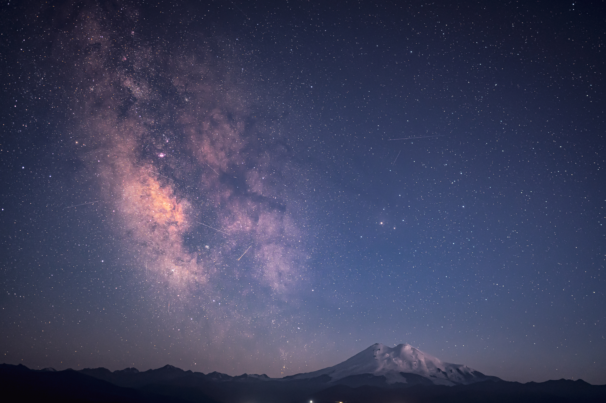 Elbrus. View from Mount Kharbas, Kabardino-Balkaria - My, Nikon, Beautiful view, The photo, Russia, The mountains, Astrophoto, Milky Way, Sky, Night shooting, Elbrus