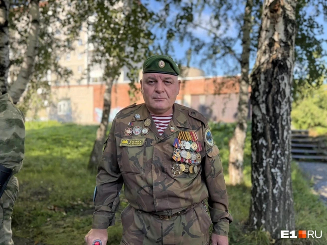 ��������:����� �������� / <!--noindex--><a href="https://pikabu.ru/story/desyatki_boytsov_svo_prishli_v_sud_na_urale_posle_togo_kak_veterana_izbili_i_grozili_iznasilovat_onlayn_14232325?u=http%3A%2F%2FE1.RU&t=E1.RU&h=d14cb2f4849bc246a517d6332b909846dc263a36" title="http://E1.RU" target="_blank" rel="nofollow noopener">E1.RU</a><!--/noindex--> ��������