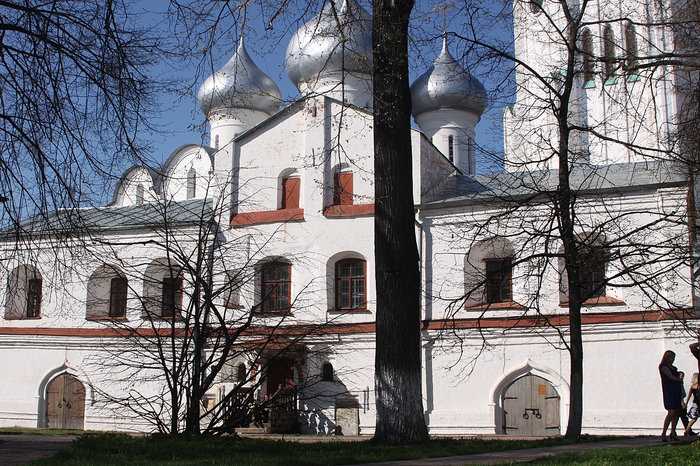 Экономский корпус.