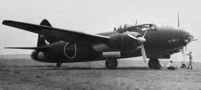 Mitsubishi G4M1 — кодовое обозначение союзников «Бетти». (<a href="https://pikabu.ru/story/tsvetnyie_oskolki_proshedshey_voynyi_14246673?u=https%3A%2F%2Fairwar.ru%2Fenc%2Fbww2%2Fg4m.html&t=%D0%98%D1%81%D1%82%D0%BE%D1%87%D0%BD%D0%B8%D0%BA&h=8d5dd4269075dfbf926b198de90a9cdc2f7d5582" title="https://airwar.ru/enc/bww2/g4m.html" target="_blank" rel="nofollow noopener">Источник</a>)
