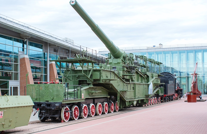 Орудие ТМ-3-12 на железнодорожном ходу в Музее Железных Дорог г. Санкт-Петербург