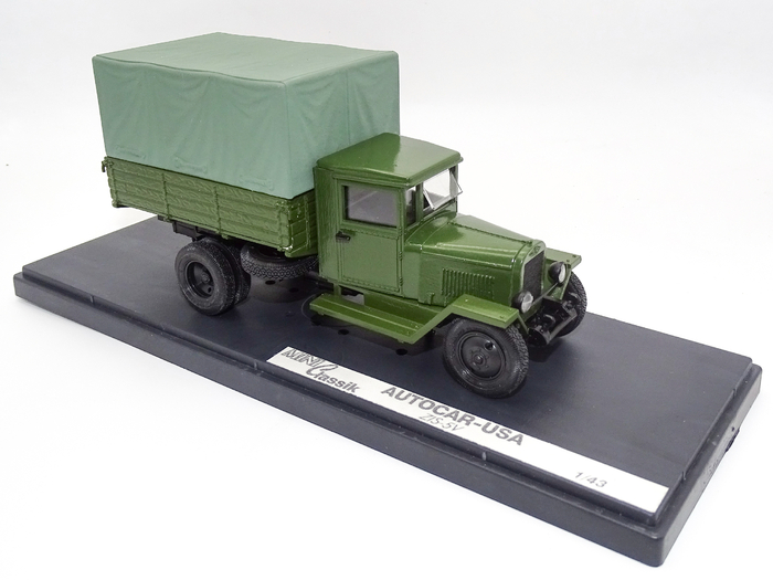 Рис. 10. Модель автомобиля ЗиС-5В от мастерской MiniClassic после восстановления