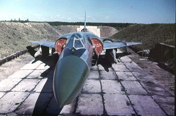 Ту-128 на аэродроме. Фото Снисаренко С.И.