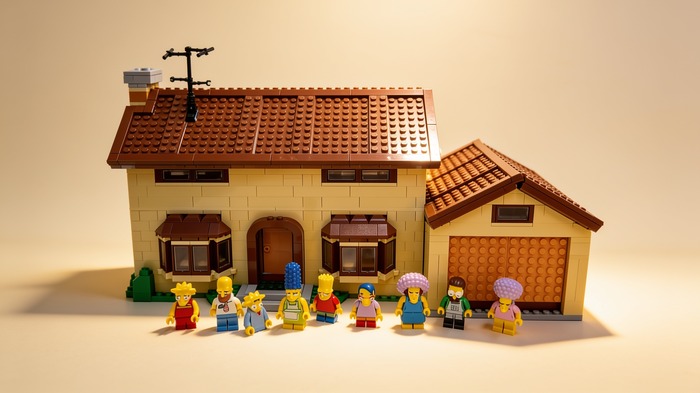 «— Мы разбогатеем и заведём семью.— Гомер, у нас уже есть семья!— Заведём получше.»