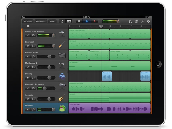 ������ GarageBand ������ ���������� ������� ��� ��� ������