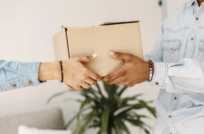 Сколько хранится посылка в пункте выдачи